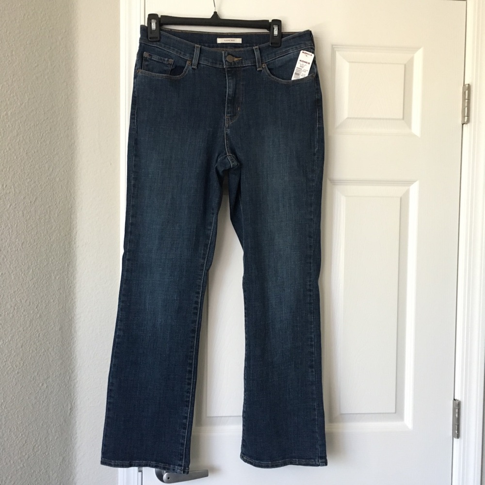 Levi’s classic bootcut jeans, New! S8 (W29,L30)